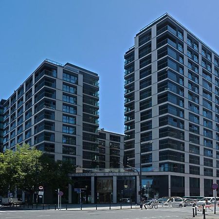 Mennica Residence Luxury Location Warschau Exterior foto