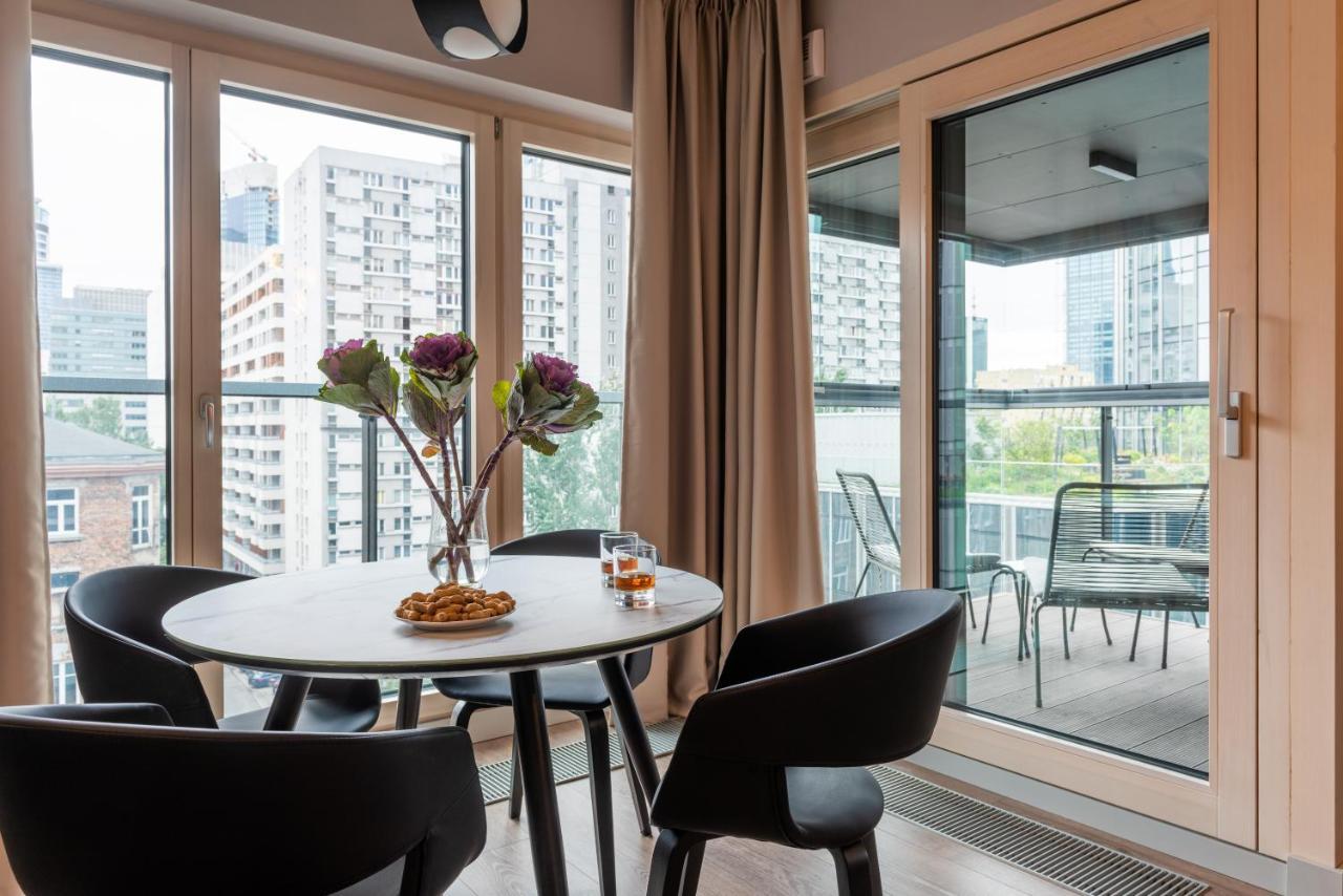 Mennica Residence Luxury Location Warschau Exterior foto