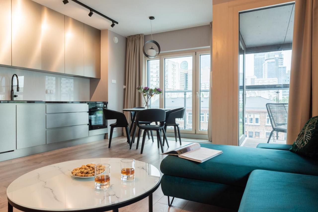 Mennica Residence Luxury Location Warschau Exterior foto